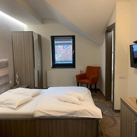 Stella Di Monte Hotell Sibiu Exteriör bild